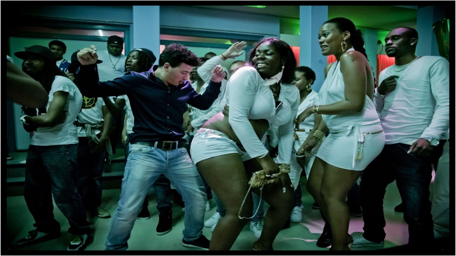 Alleen Maar Nette Mensen kijken? Dat doe je bij KPN TV